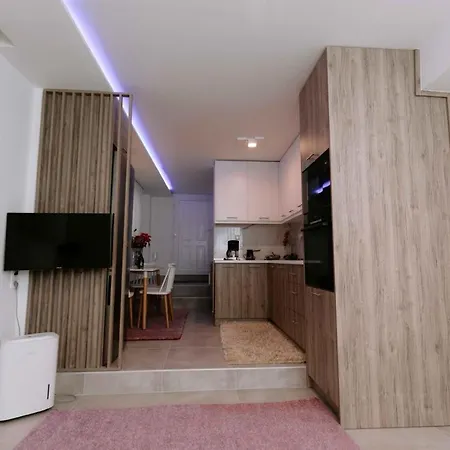 Suzana'S Urban Apartment Thessaloniki Exterior photo